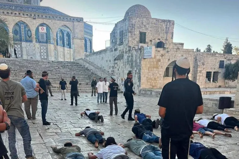 خطورة كبيرة وراء تصاعد أعداد المستوطنين المقتحمين للأقصى