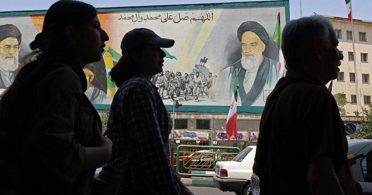 إيران تؤكد تمسكها بالدبلوماسية لحل الأزمة رغم رفض مقترح هرمز