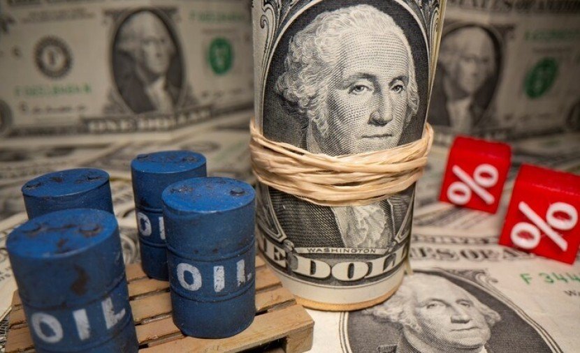 الذهب يستقر والنفط يرتفع وسط توترات جيوسياسية