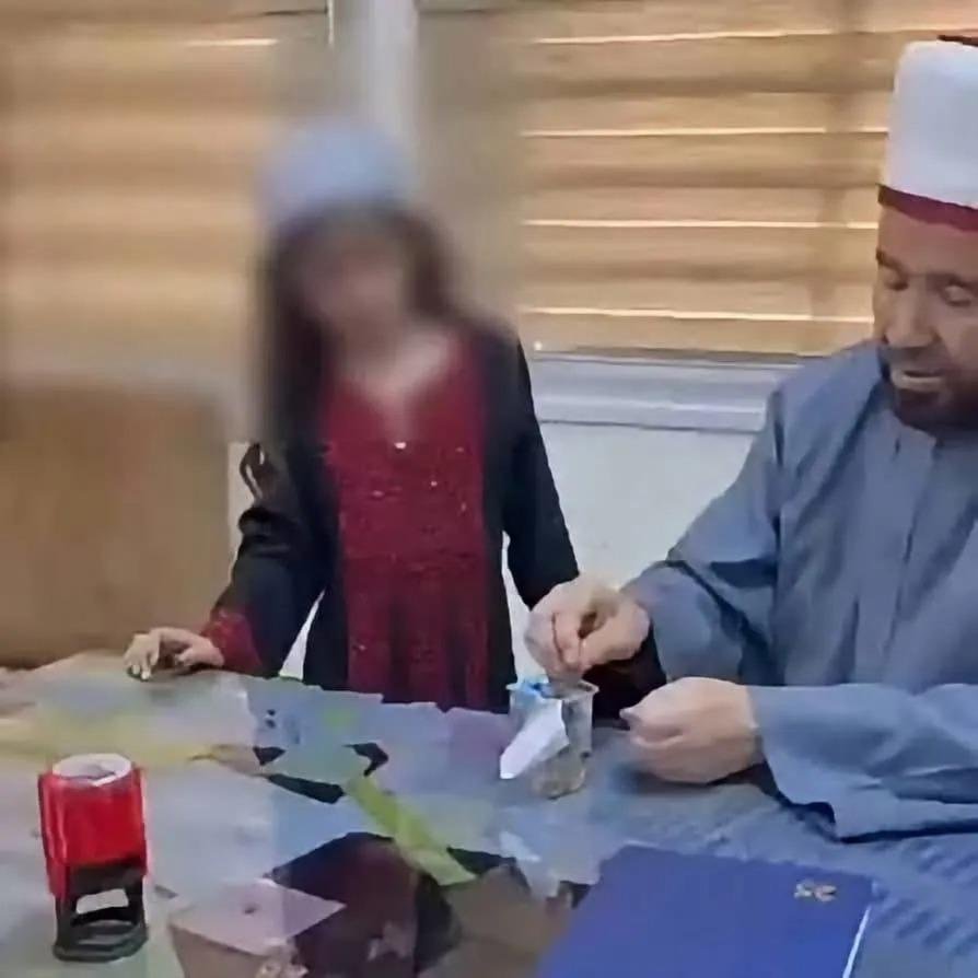 رئيس الوزراء يقبل استقالة وزير الأوقاف إثر جدل فيديو