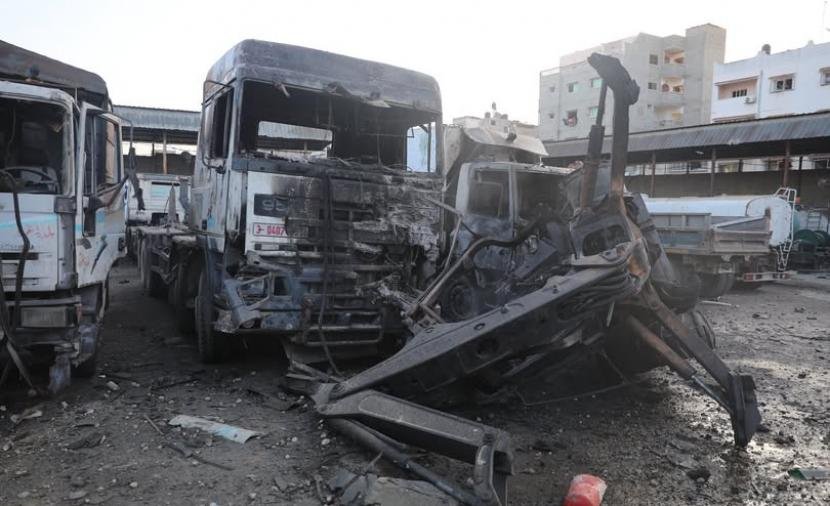 نقابة مستوردي المركبات بغزة: حظر قطع الغيار رفع سعر البطارية إلى 6 آلاف شيكل